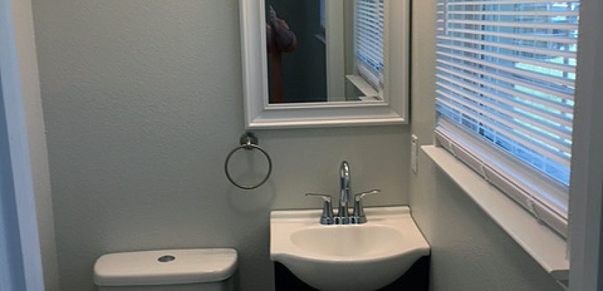 Rented- 1418 E. McCall St, Sherman, TX 75090
