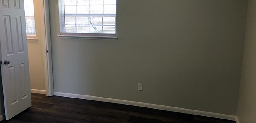 Rented- 1418 E. McCall St, Sherman, TX 75090